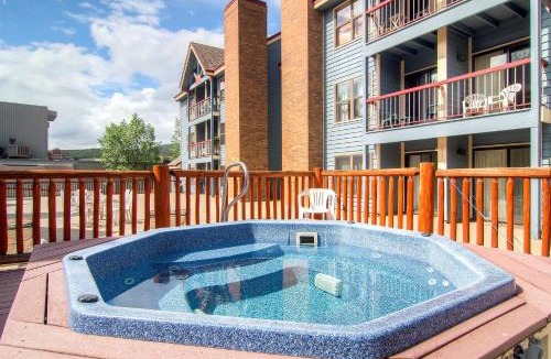 Historic District Apartment | River Mountain Lodge