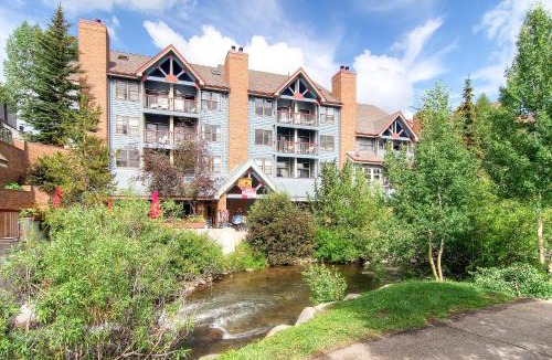 Historic District Apartment | River Mountain Lodge
