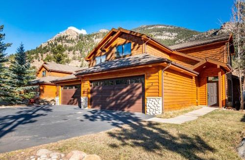 Estes Park House | River Rock Retreat - EV #6032