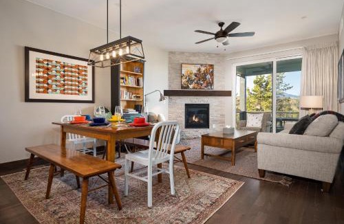 Rendezvous House | River Run Villa 75 I Great Views I Private Hot Tub I Activity Program