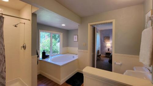 Gold Hill House | River Views 2 Homes Sleeps 14 Swim Spa
