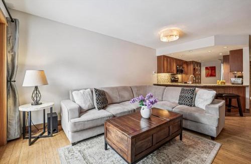 Frisco House | Rivera