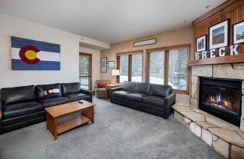 Four O'Clock Apartment | Riverbend Snowflake Run Condo: At Snowflake Lift
