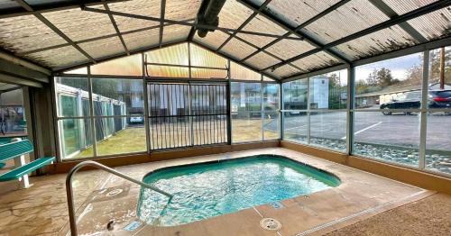 Bend House | Riverfront Condo-No Better Place in Bend