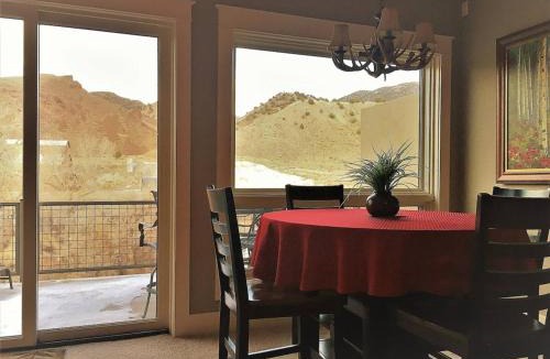 Salida House | Riverfront condo with balcony, king bed STR#267