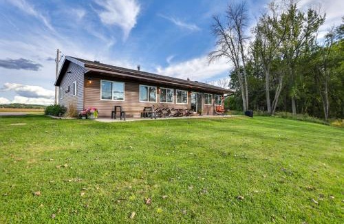 Wisconsin Dells House | Riverfront Home w/Private Dock in Wisconsin Dells