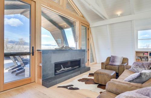 Whitehall House | Riverfront Montana Retreat - Deck, Fire Pit & Pond