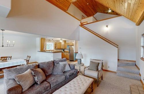 Sandpoint House | Riverfront Retreat