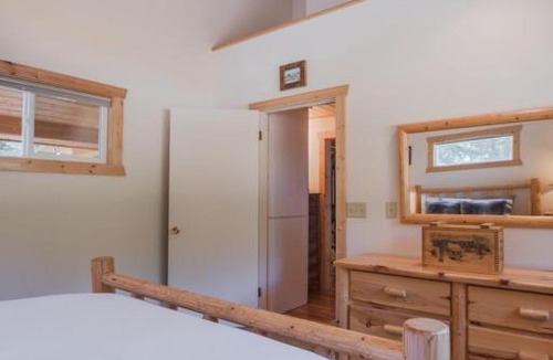 Leavenworth House | Rivers Edge