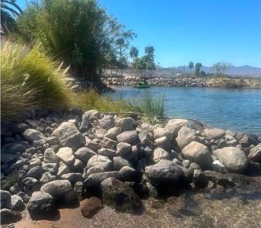 Bullhead City Villa | Riverside Casino Couples Retreat Jetski-Shuttle