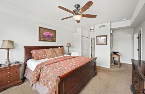 Post Falls House | Riverside Condo - Gorgeous Spokane River View