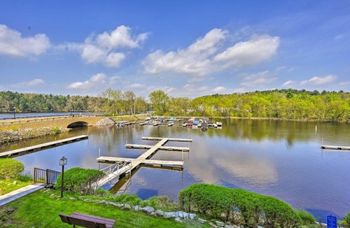 Wisconsin Dells Apartment | Riverside Wisconsin Dells Condo and Pool Access