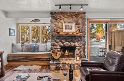 Moose Wilson Road Apartment | RMR: Cedars 1412 Condo in The AspensWilson WY