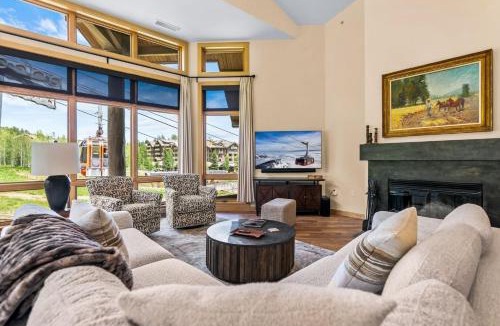 Teton Village Apartment | RMR: Cody House B Condo in Teton Village