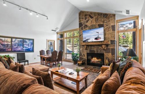 Teton Village Apartment | RMR: Cody House D Condo in Teton Village