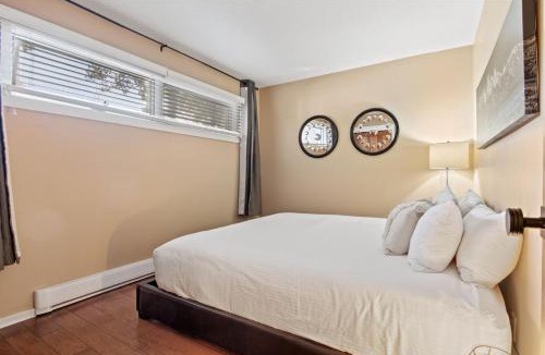 Moose Wilson Road Apartment | RMR: Foxtail 5113 Condo in The AspensWilsonWY