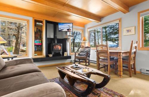 Teton Village Apartment | RMR: La Choumine 4 Condo in Teton Village Steps from the Mountain