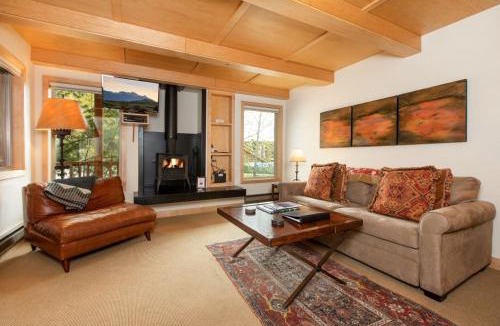 Teton Village Apartment | RMR: La Choumine 6 Condo in Teton Village Steps from the Mountain
