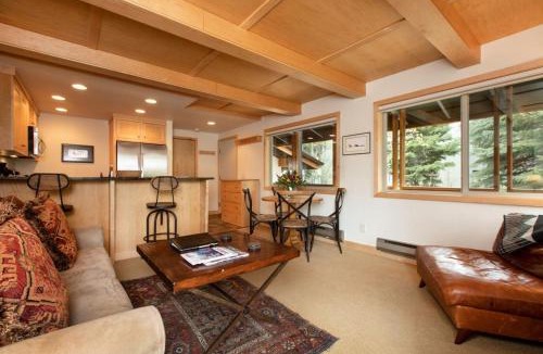 Teton Village Apartment | RMR: La Choumine 6 Condo in Teton Village Steps from the Mountain