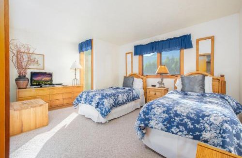 Moose Wilson Road Apartment | RMR: Lupine 1914 Condo in The AspensWilsonWY