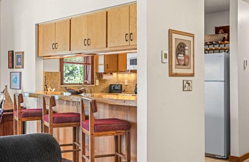 Teton Village Apartment | RMR: Rendezvous A5 Condo in Teton Village