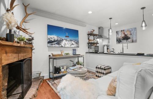 Moose Wilson Road Apartment | RMR: Spruces 13 - The Elks Condo in The Aspens