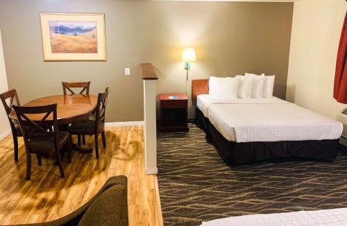 Sheridan Hotel | Roadside Motel