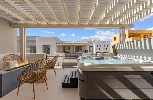 St. George House | Rockaction Destination townhouse
