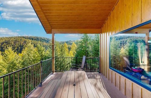 Kalispell House | Rocky Crest Retreat