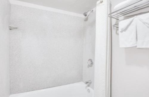 Memphis Hotel | Rodeway Inn Memphis