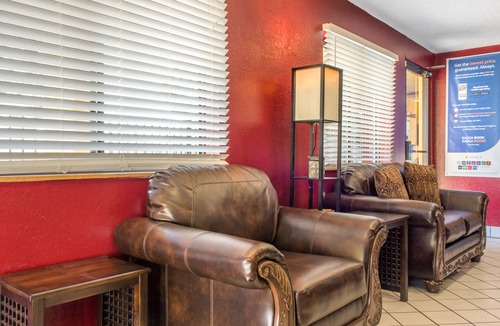Sierra Vista Hotel | Rodeway Inn near Ft Huachuca