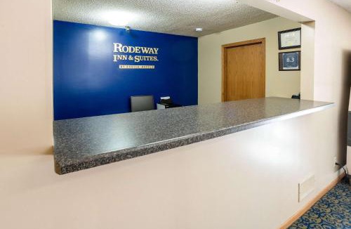 Austin Hotel | Rodeway Inn & Suites Austin I-90