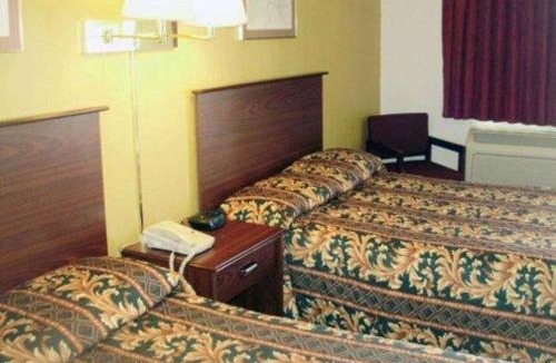 Goddard Hotel | Rodeway Inn