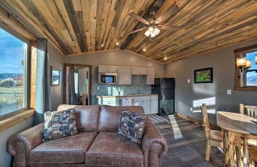 Livingston House | Romantic Gem w/Mtn Views! Day Trip to Yellowstone