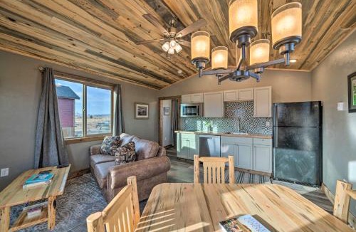 Livingston House | Romantic Gem w/Mtn Views! Day Trip to Yellowstone