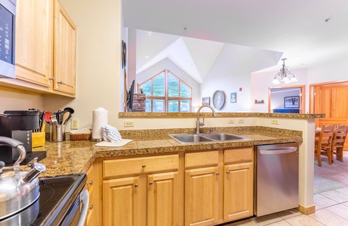 Mountain House Condo | Roomy Condo w/Mountain Views & Great Location, Short Walk to Shops & Dining!