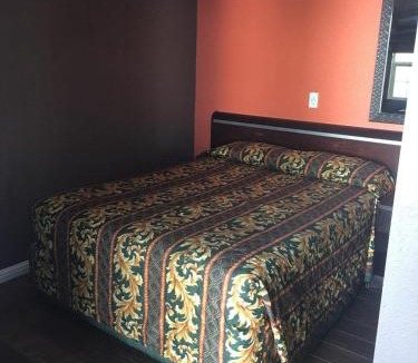 Rialto Hotel | Route 66 Motel - Rialto