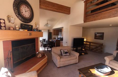 June Lake House | Rr-edgewater13