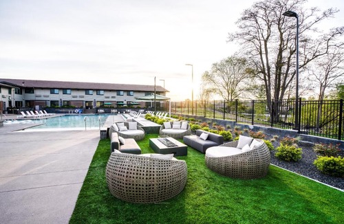 Logan Hotel | Ruby River Hotel