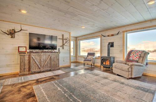 White Sulphur Springs House | Rural White Sulphur Springs Getaway w/Deck!