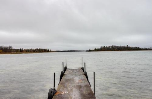Puposky Apartment | Rustic Bemidji Cabin w/Boat & Lake Access!