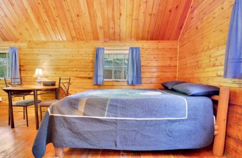 Bloomington House | Rustic Cabin in Lake Monroe
