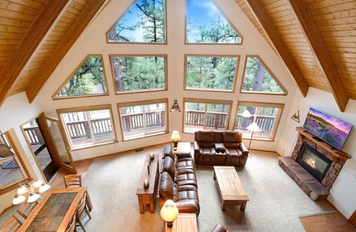 Munds Park House | Rustic cabin on a 3/4 acre lot in Munds Park.