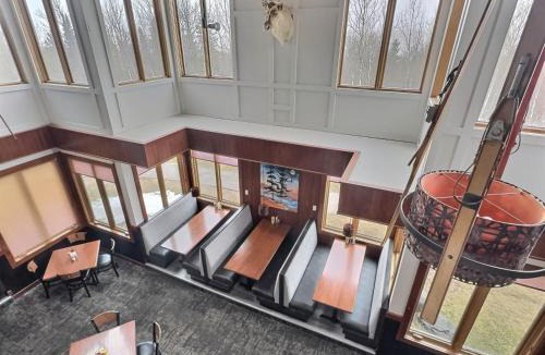 Lutsen House | Rustic Chalet | Ski-In/Out | Hot Tub, Pool, Gym