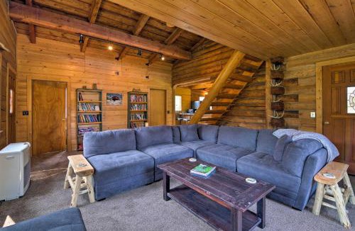 New Meadows House | Rustic Idaho Cabin < 10 Mi to Payette Lake!