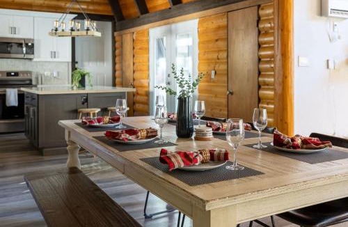 Munds Park House | Rustic Log Cabin in Munds Park