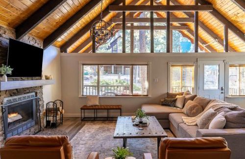 Munds Park House | Rustic Log Cabin in Munds Park