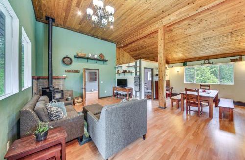 Newport House | Rustic & Modern Home w/Forest Views in Newport!