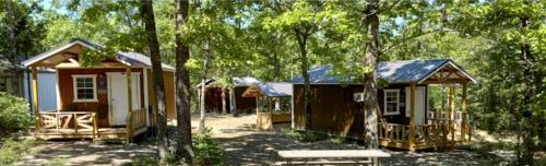 Board Camp House | Rustic Nature Cabin with Relaxing Accessible Stay in Mena, Arkansas