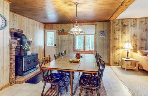 Honor House | Rustic Retreat